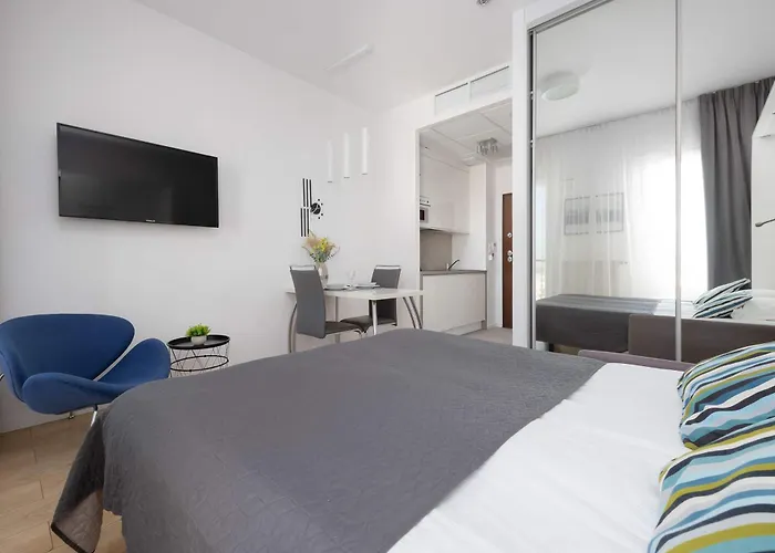 Comfortable In With Parking Next To The Expo Xxi By Renters Warschau