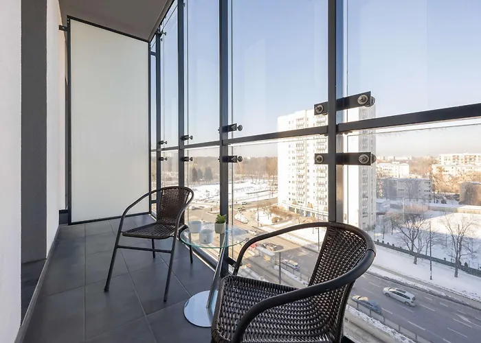 Apartment Comfortable In With Parking Next To The Expo Xxi By Renters *